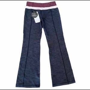 Lululemon groove pants size 6 grey burgundy pink